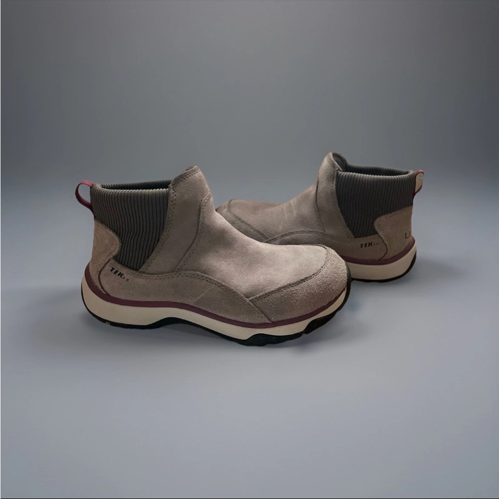 L.L Bean Vertigrip Womens Tek 2.5 High Cut Shoes Gray 6.5 M Waterproof/Insulated